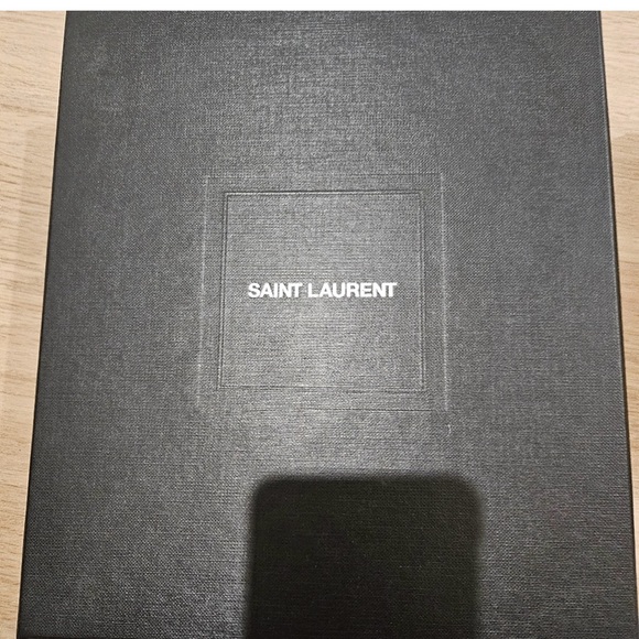 ‼️🤩YVES SAINT LAURENT MONOGRAMED SEQUENCE CROSS BODY BAG‼️EUC‼️‼️ - Picture 5 of 8